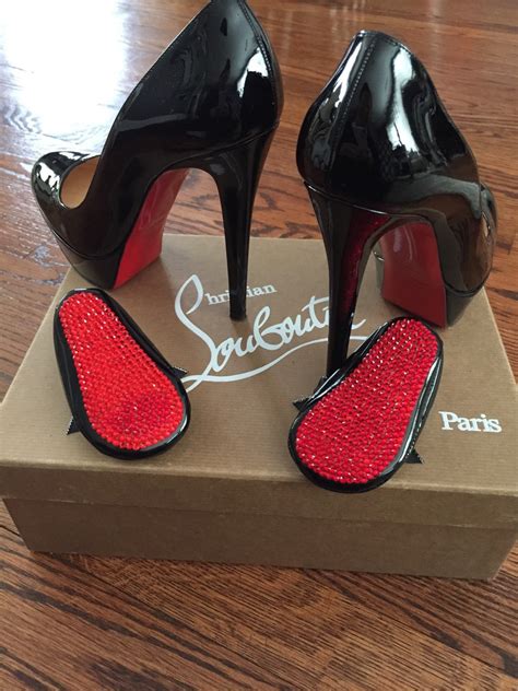 red sole louis vuitton shoes